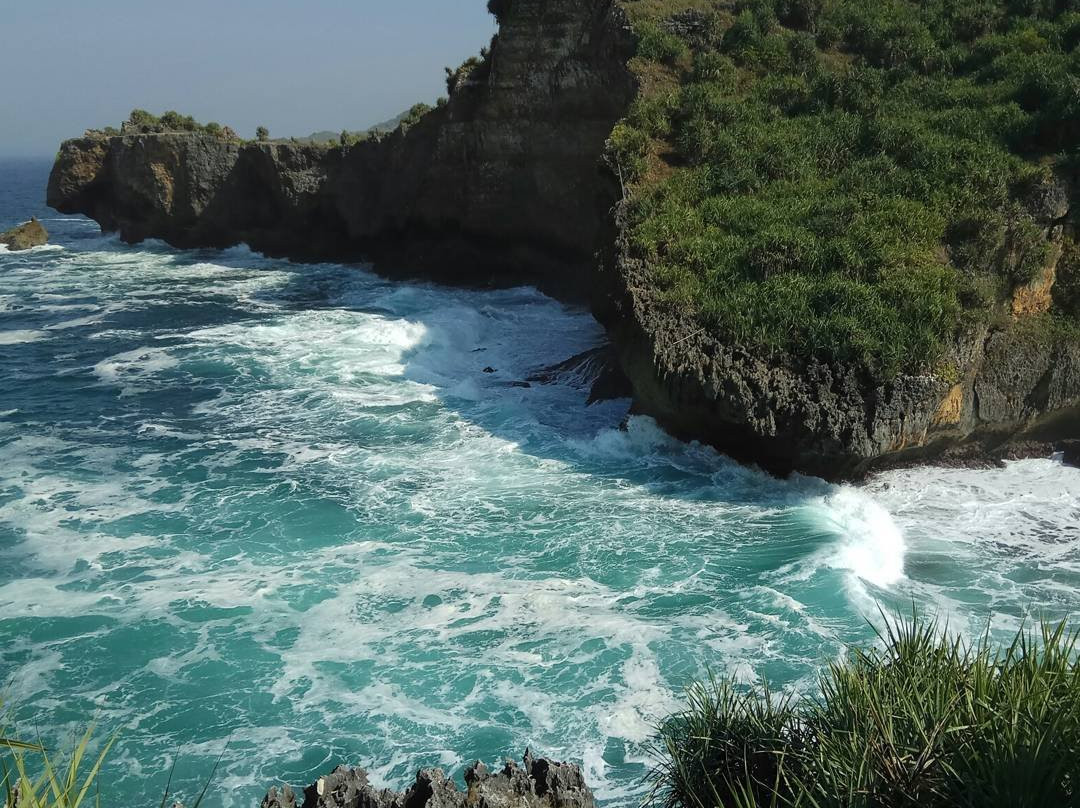Ngeden Beach景点图片