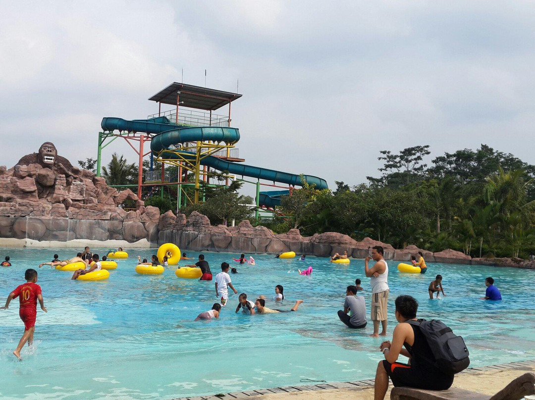 Sangkan Resort Aqua Park景点图片