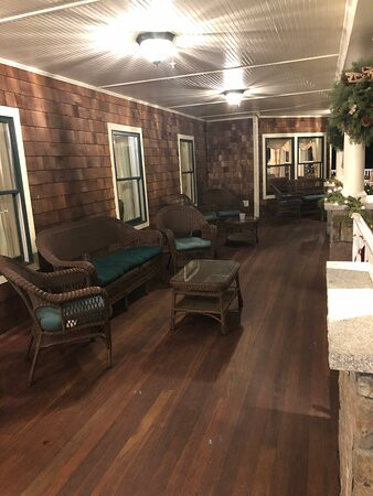 刺山温泉旅馆主图