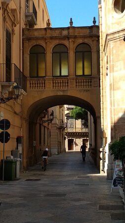 Palazzo Pape' Lombardo-特拉帕尼省必去景点