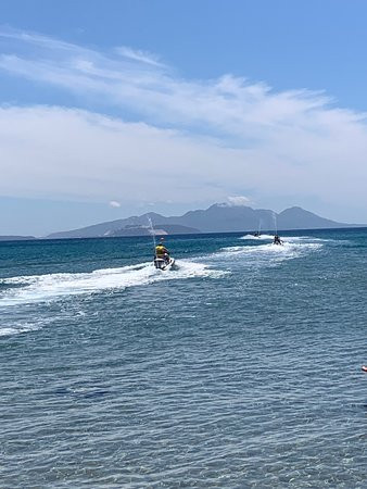 Paradise Beach景点图片