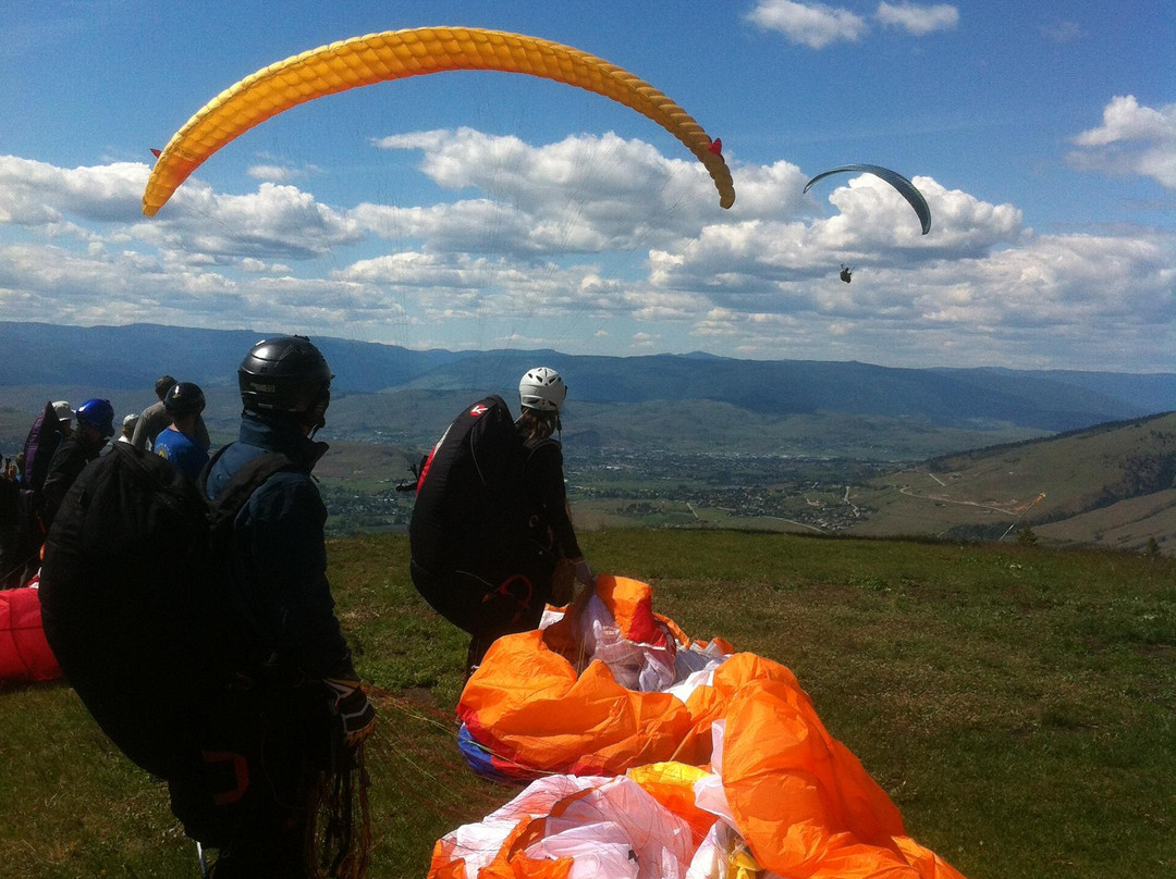 Paraglide Canada-弗农必去景点