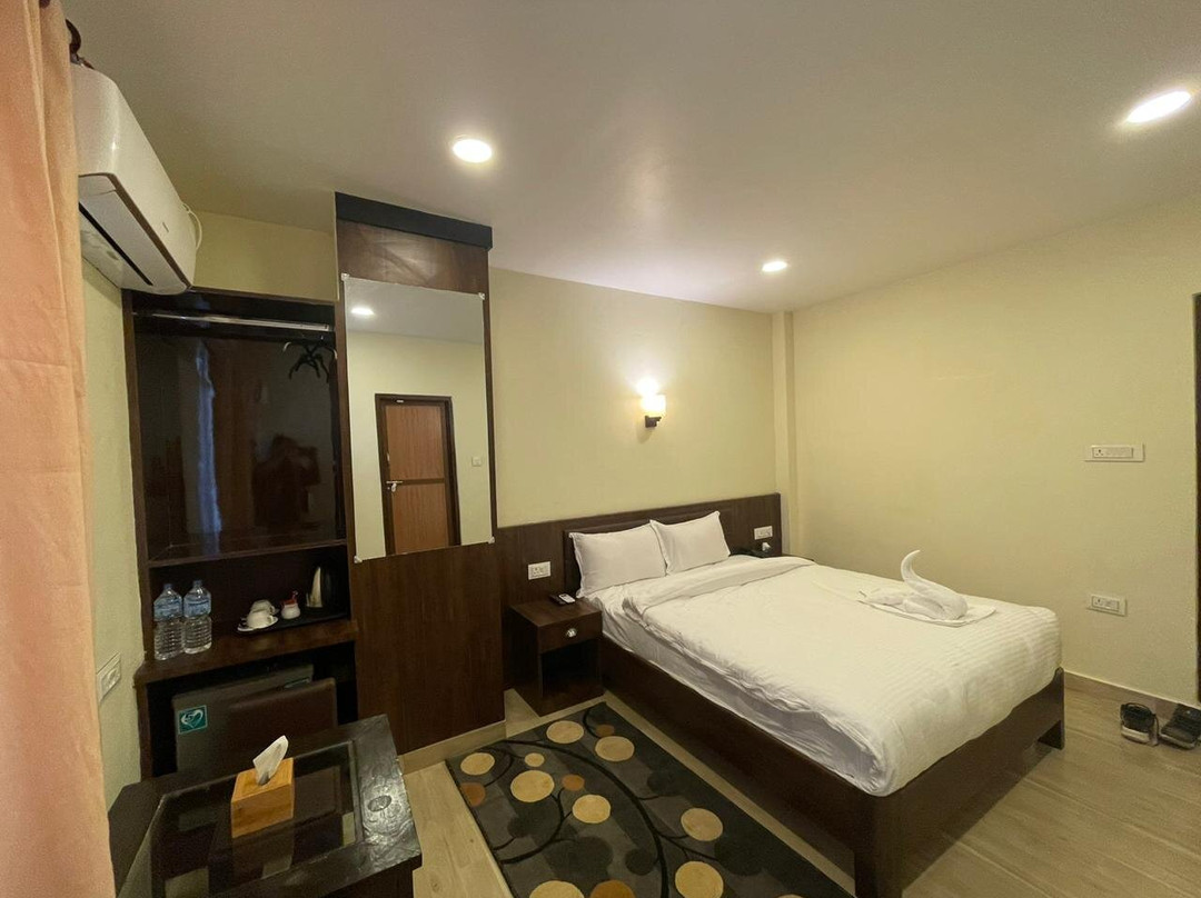 Hotel Parva and Banquet