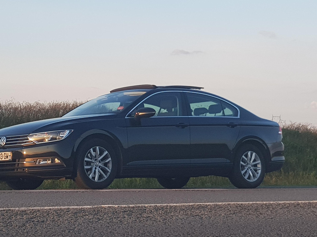 M Cab Prestige-鲁瓦西必去景点