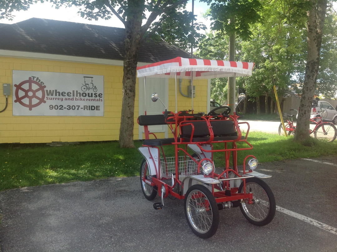 The Wheelhouse Surrey and Bike Rentals-Yarmouth必去景点