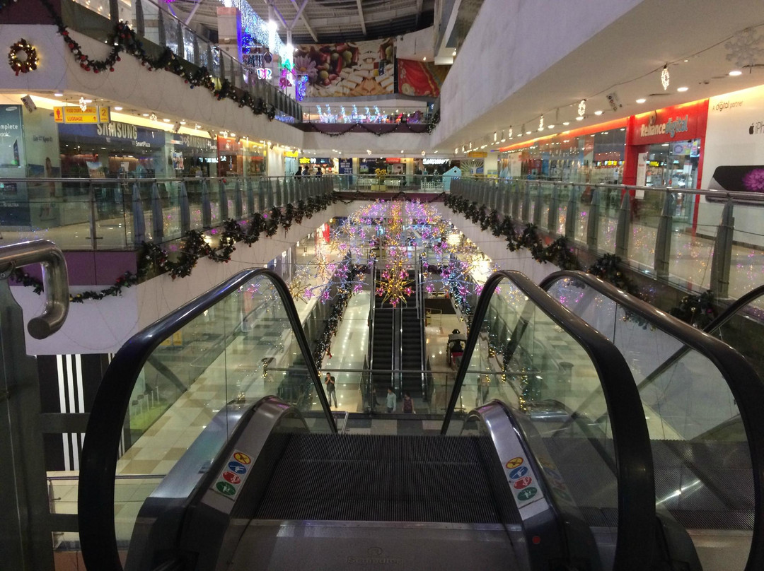 Unnao旅游景点-Z Square Mall