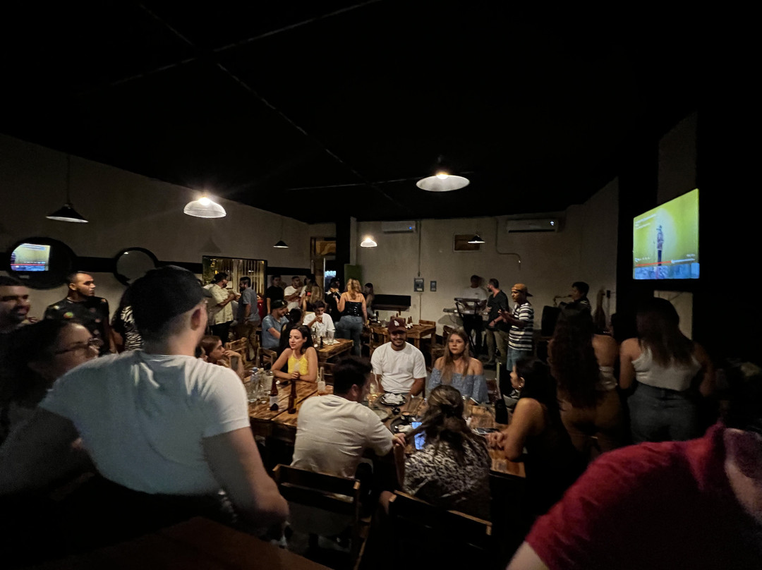 Tunupa Mariscos De Barrio & Pizza A La Leña Bar