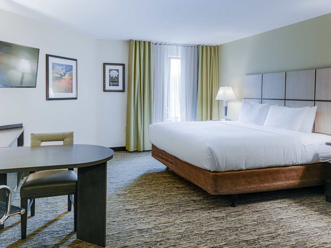 Candlewood Suites Lakeville I-35 By IHG主图