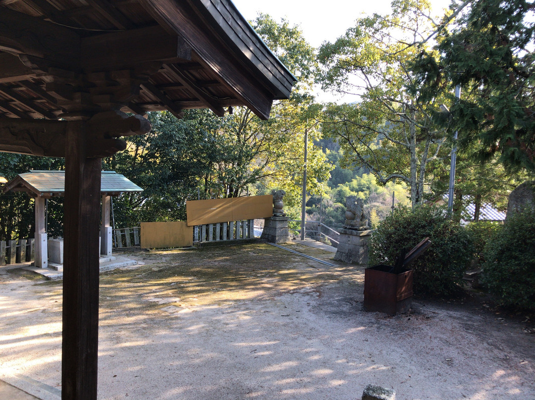 Kamado Shrine景点图片