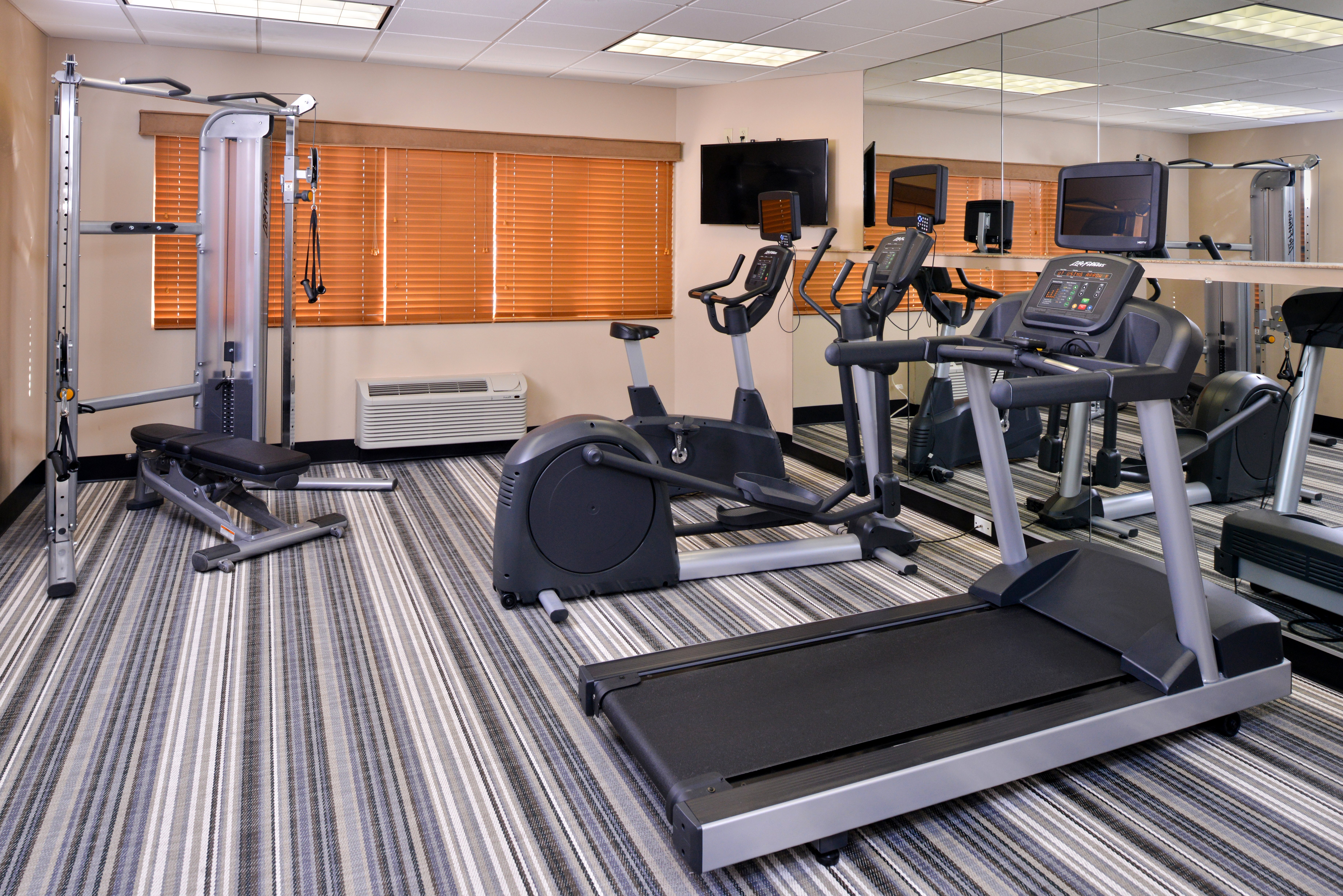 Candlewood Suites Winchester By IHG-官方