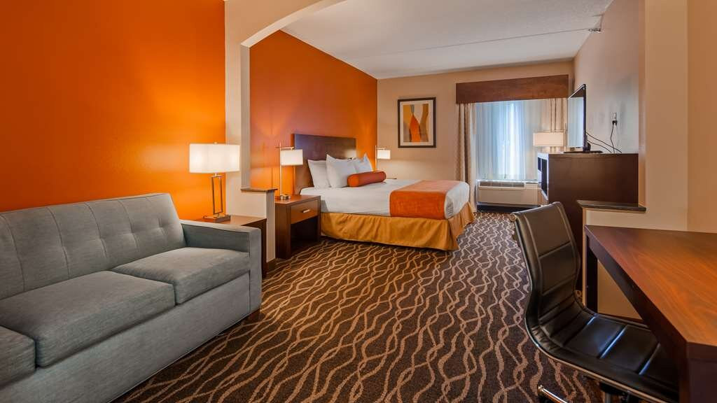 格林维尔贝斯特韦斯特普勒斯套房酒店主图