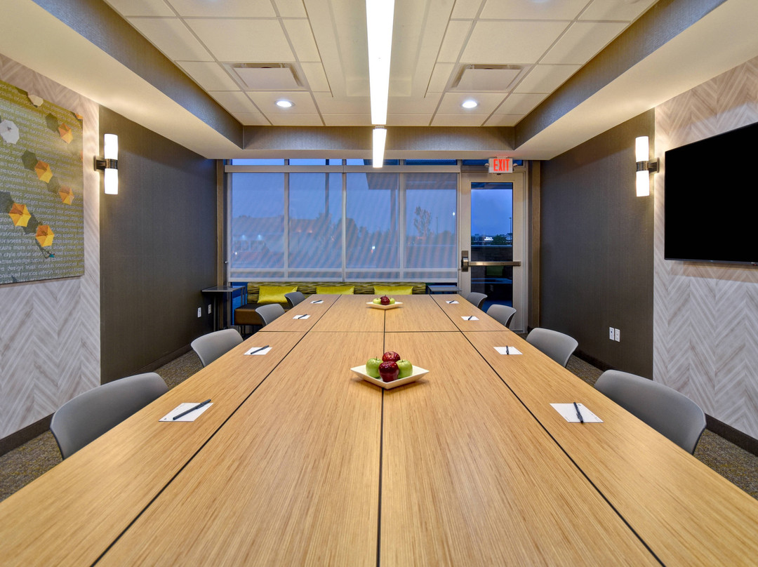 SpringHill Suites by Marriott Holland主图