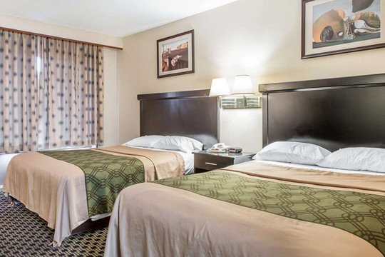 伊克诺旅馆主图