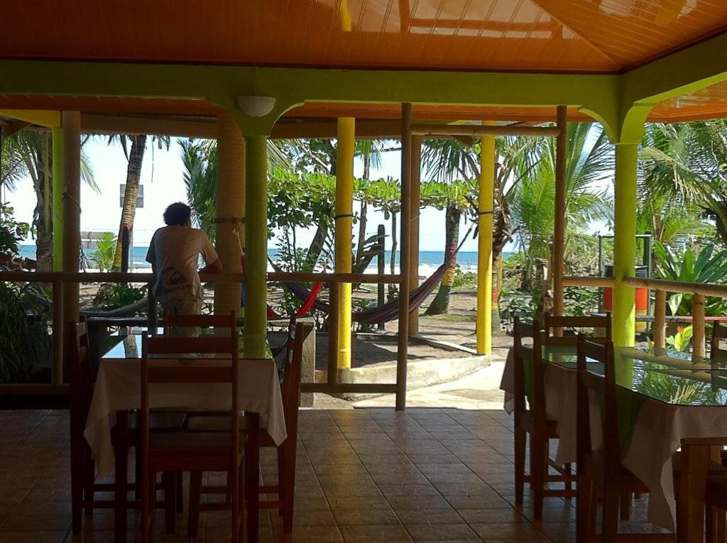 Hotel El Icaco Tortuguero-官方