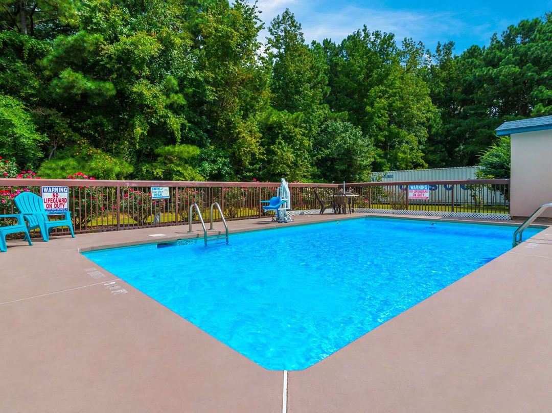 Econo Lodge Battleboro - Rocky Mount I-95主图