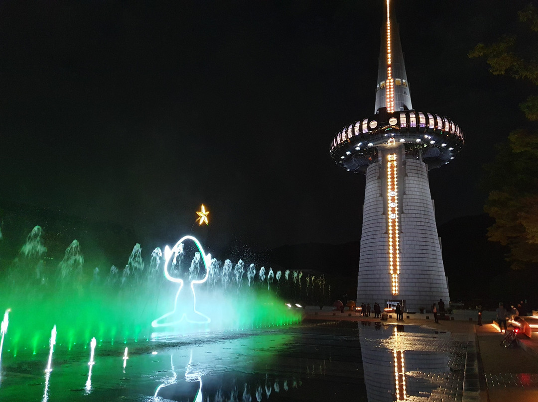 Tower Of Great Light景点图片