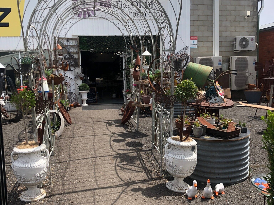 The Olde Farm Store-塔姆沃思必去景点