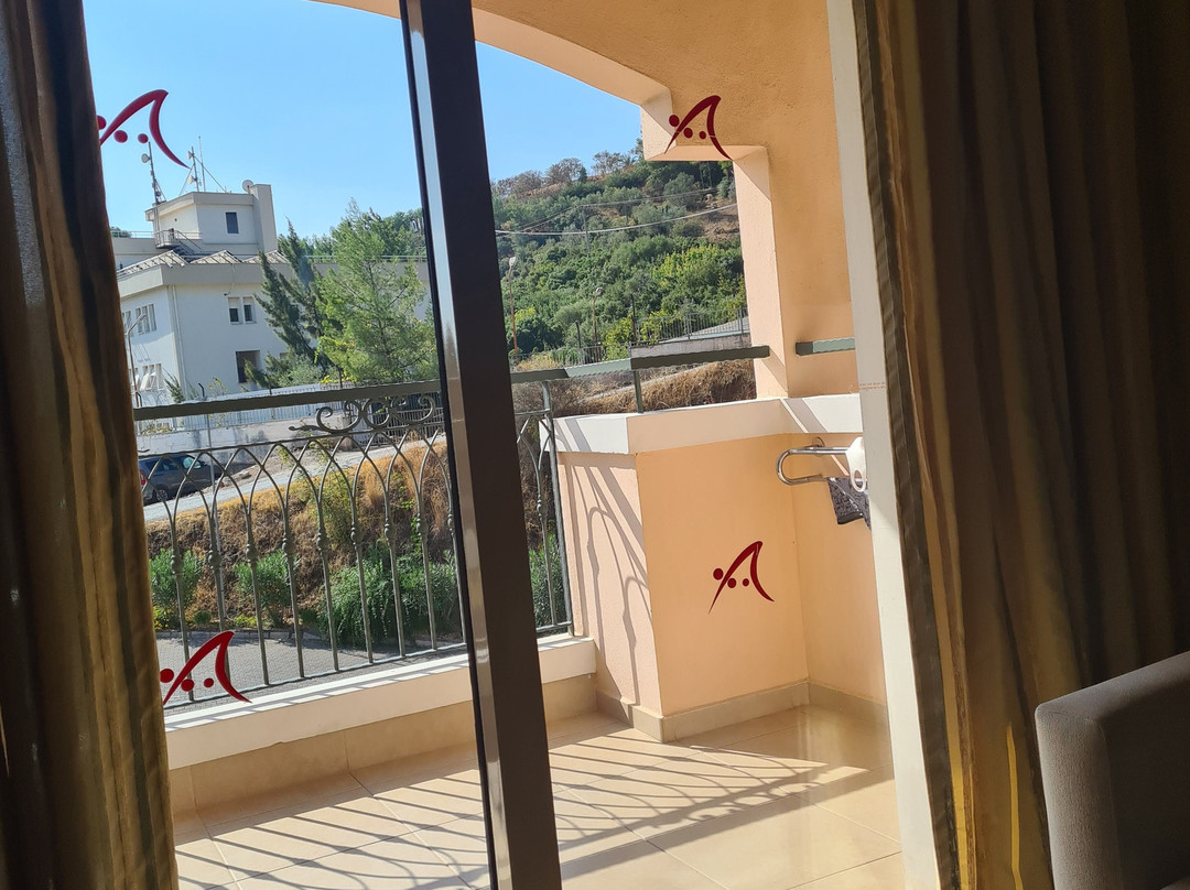 阿依达俱乐部酒店主图