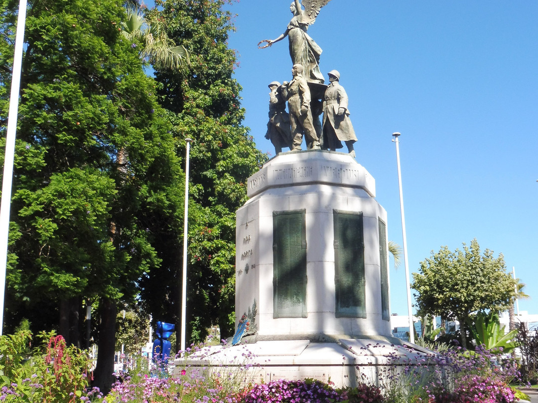 Monuments aux Morts-戛纳必去景点