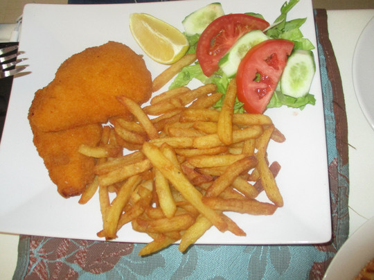 特鲁多斯居比利酒店主图