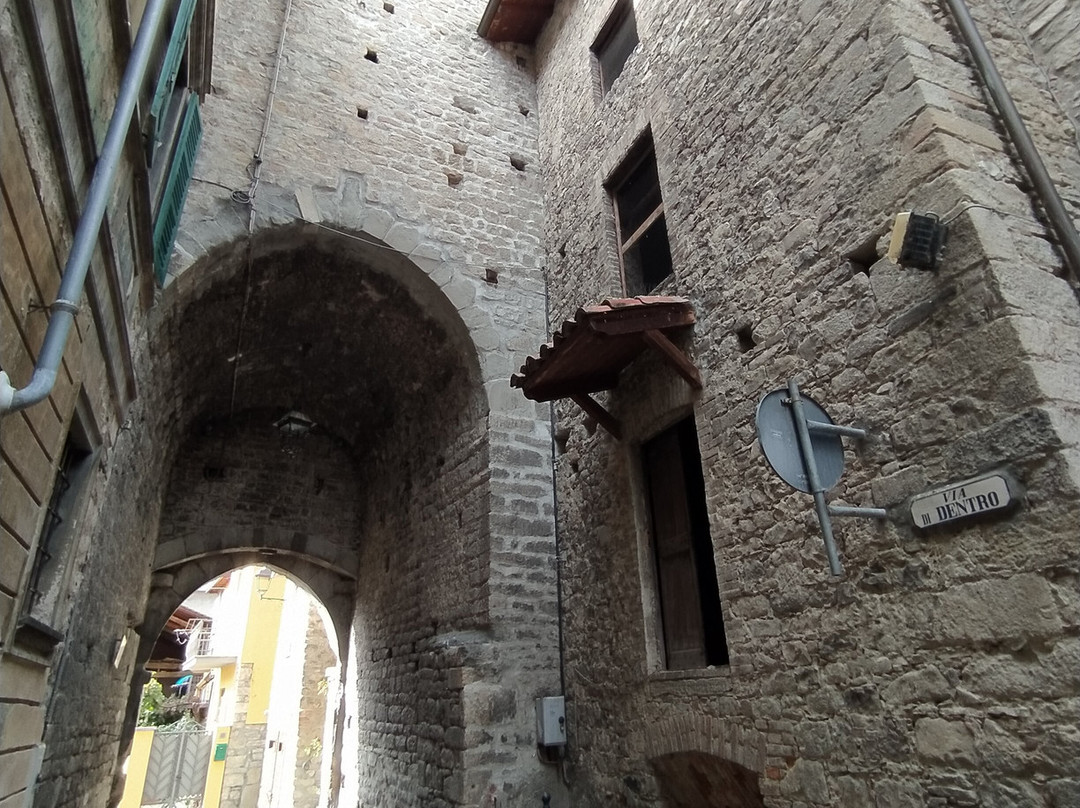 Torre Di Porta Sottana景点图片