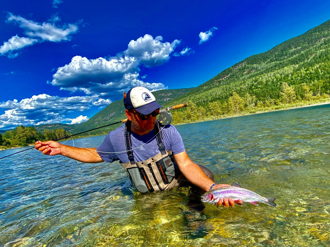 Columbia River Fly Fishing景点图片