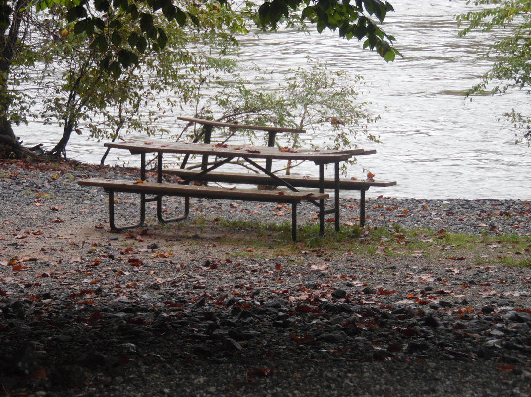 Riverbend Park景点图片