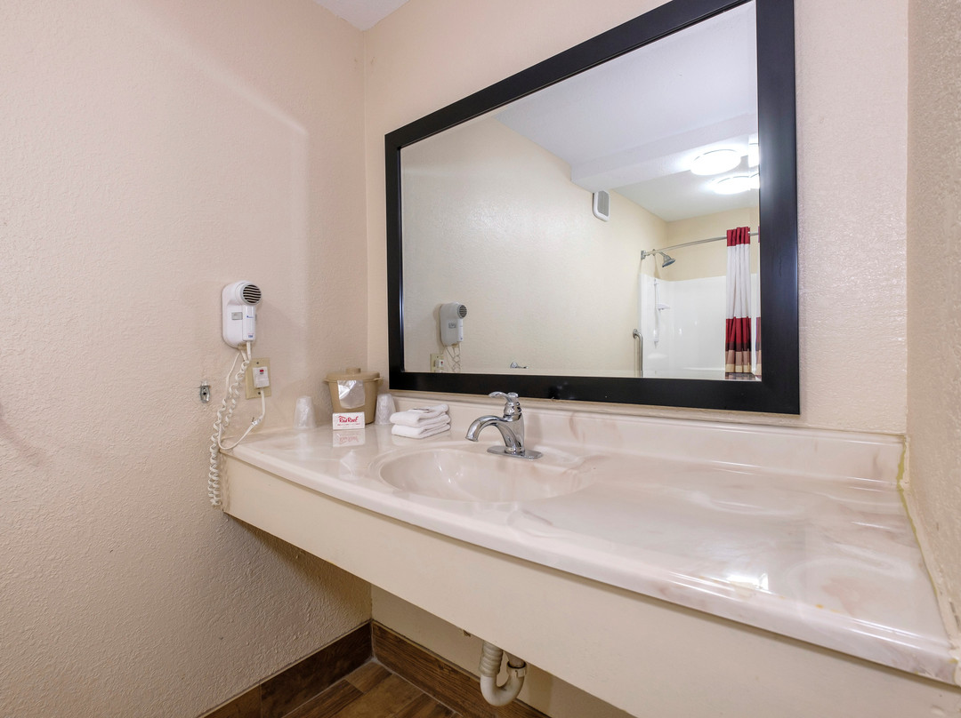 Red Roof Inn Columbus, MS主图