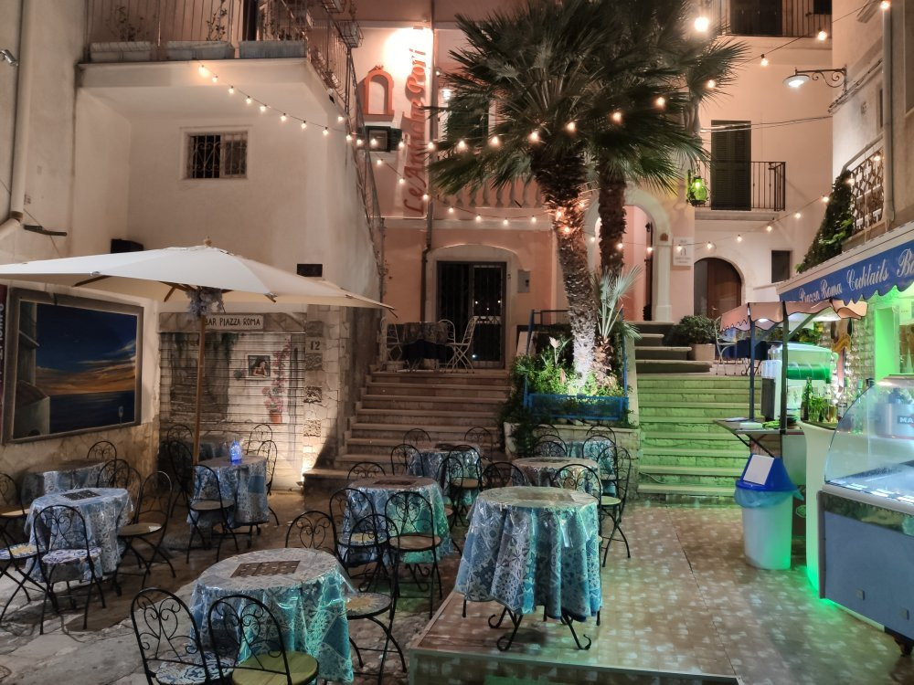 bar piazza Roma-佩斯基奇必去景点