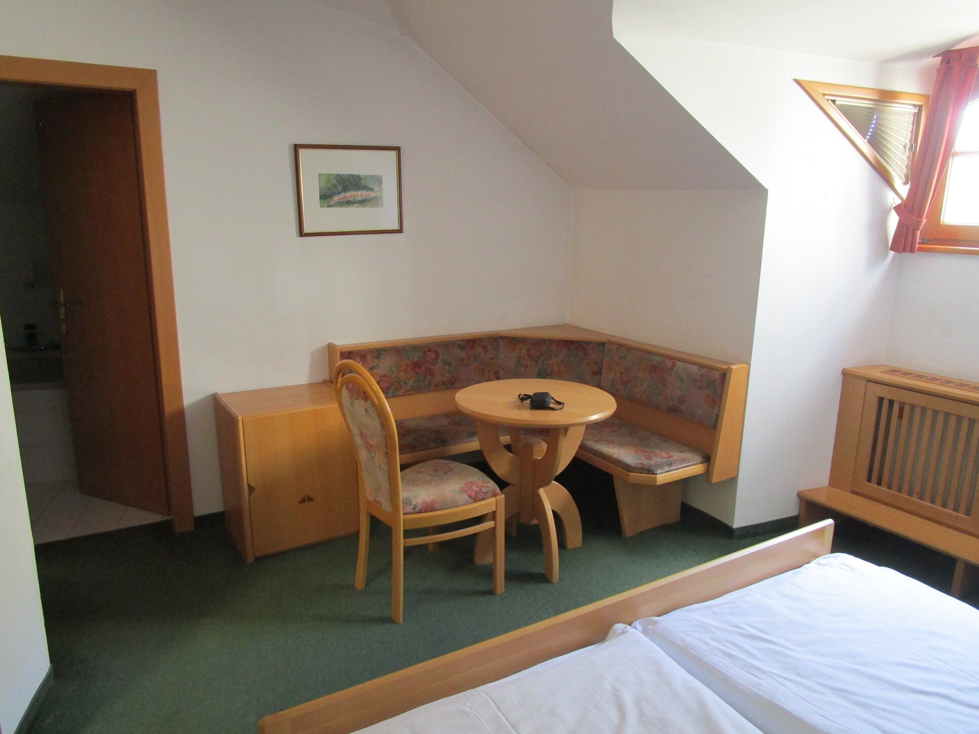 Hotel Zum Goldenen Hirschen-官方