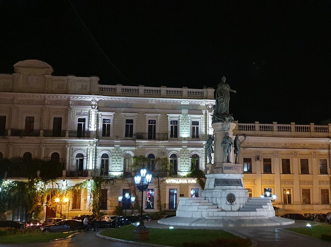 Monument to Catherine the Great and Founders of Odessa-敖德萨必去景点