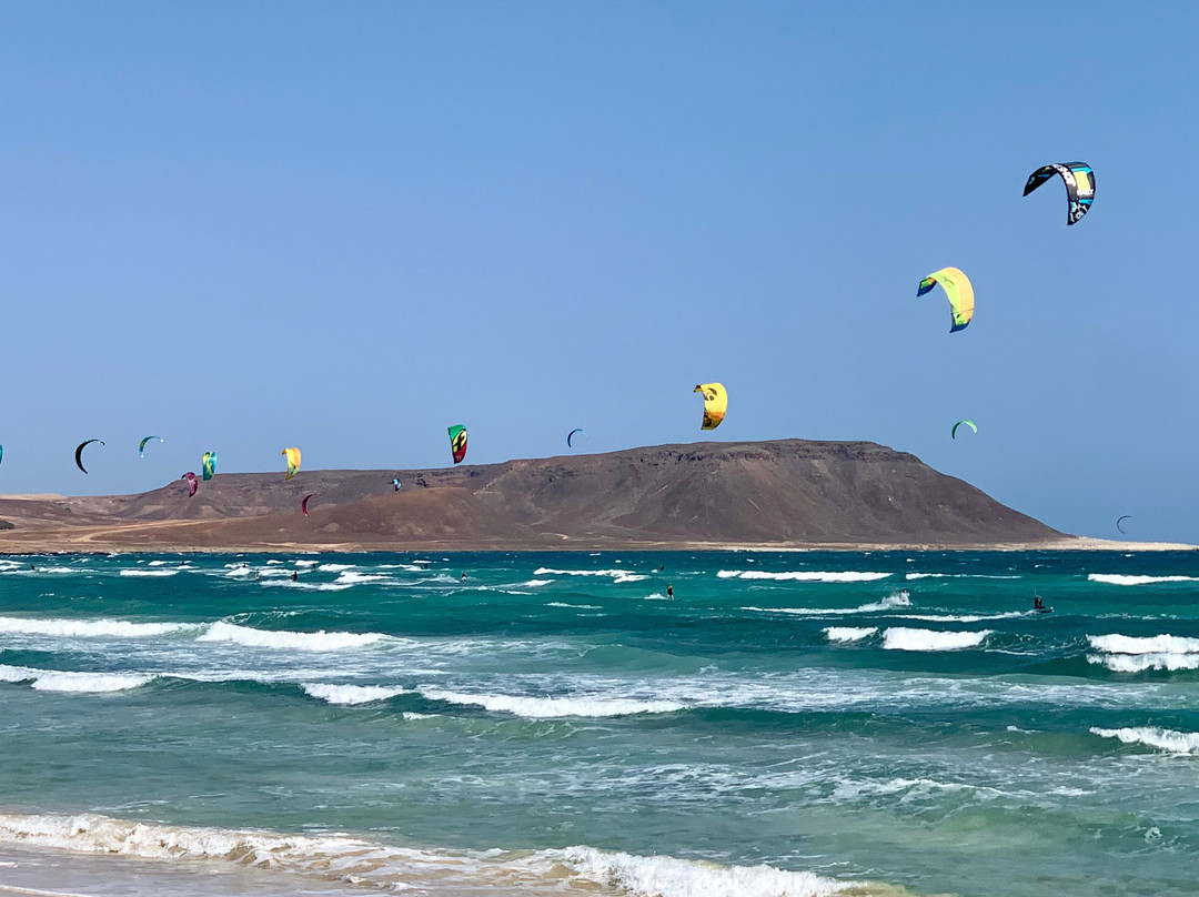 Mitu & DjO Kiteschool Cabo Verde-圣塔玛丽亚必去景点