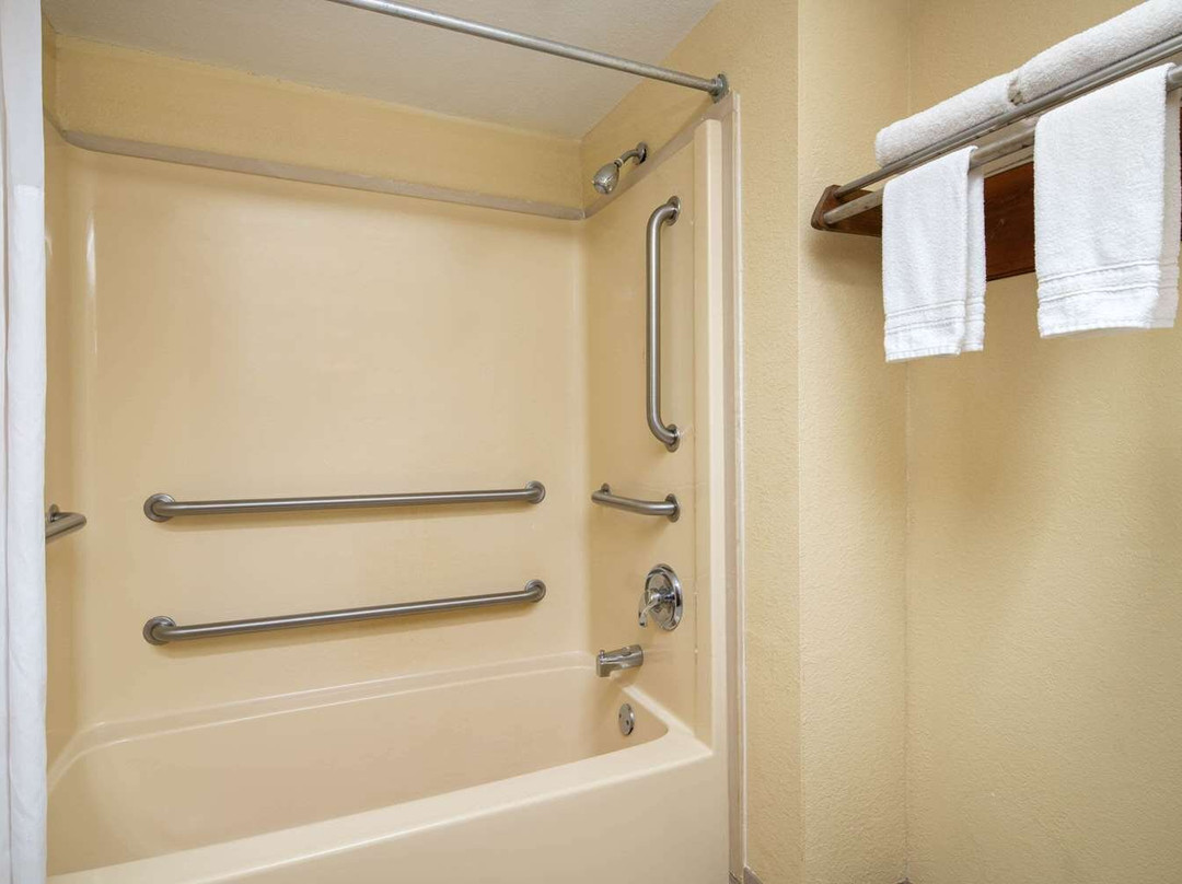 汤马斯腾戴斯酒店主图