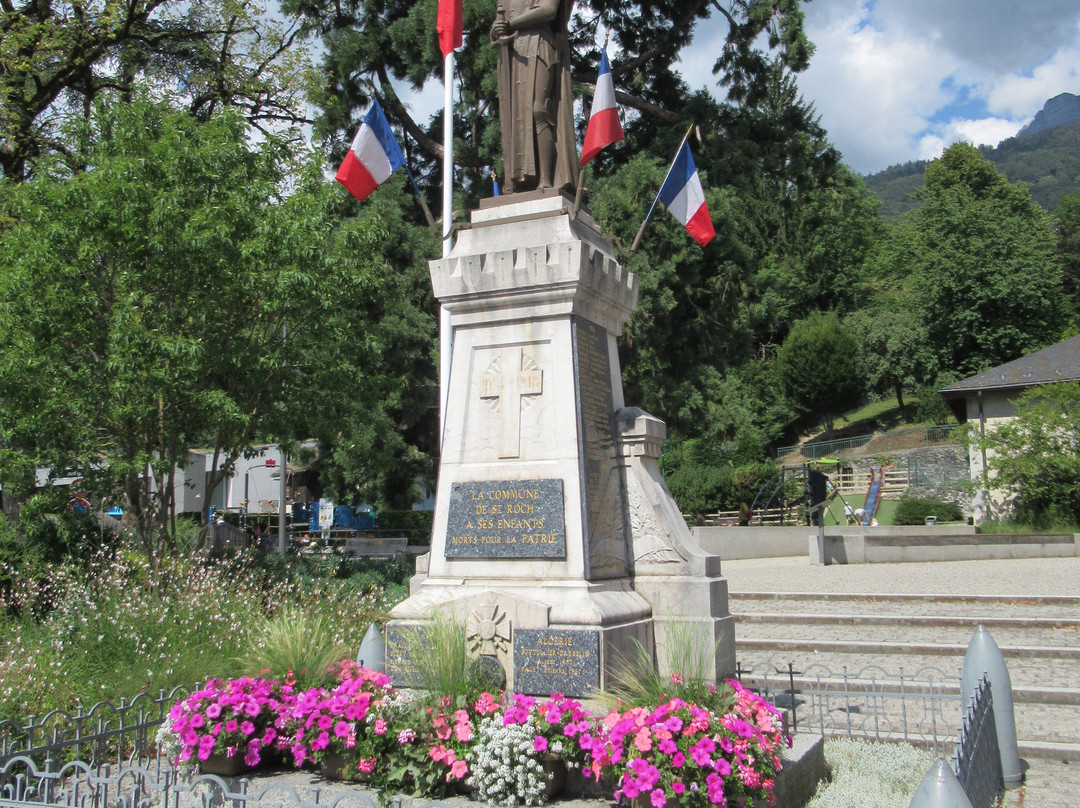 Monument Communal-萨朗什必去景点