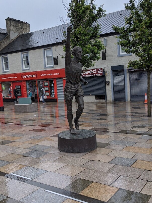 Bobby Lennox's Statue景点图片