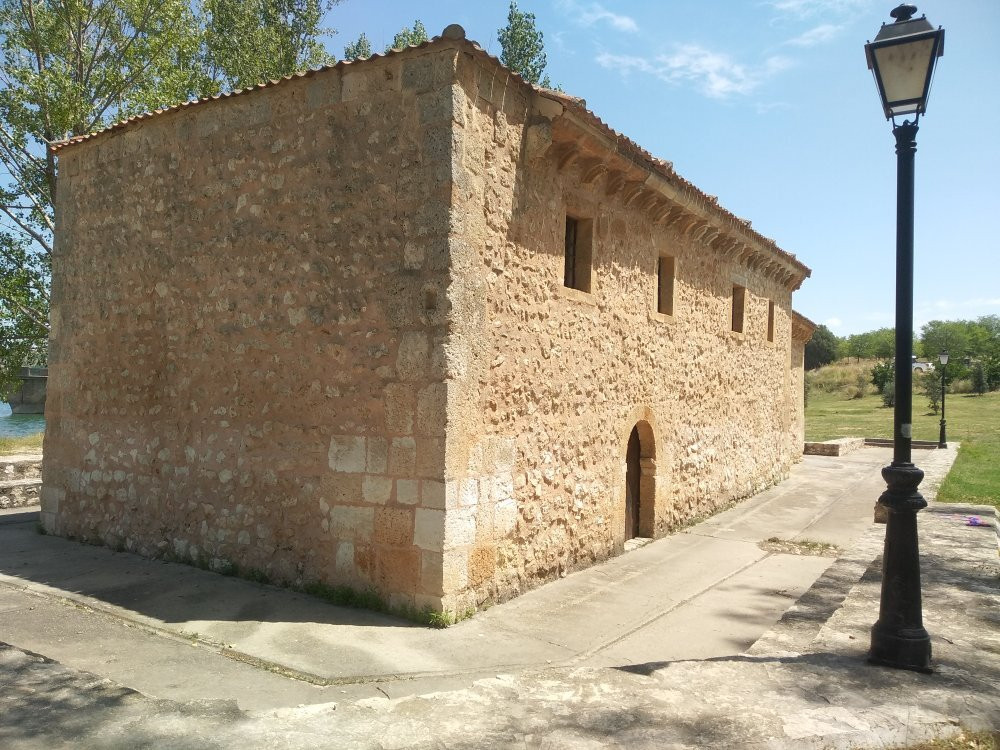 Ermita Romanica de la Veracruz-Maderuelo必去景点