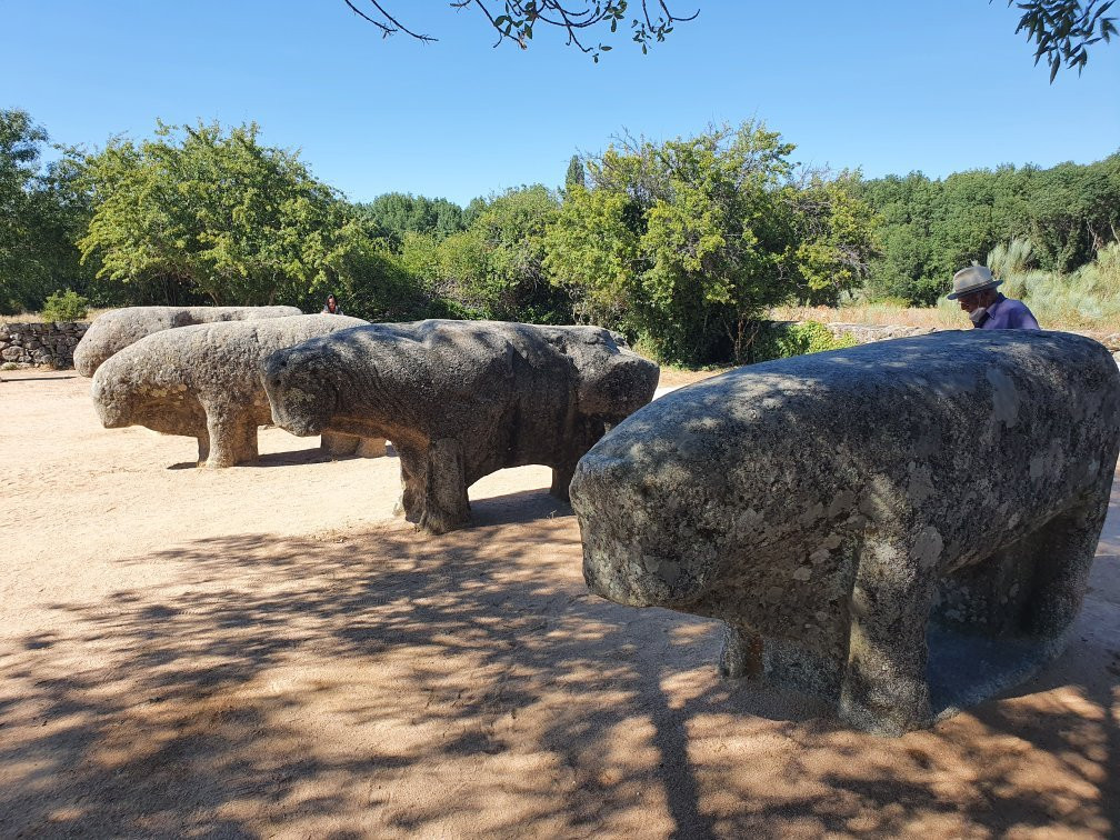 Toros de Guisando-El Tiemblo必去景点