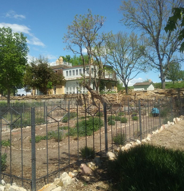 Sandstone Ranch Park-朗蒙特必去景点