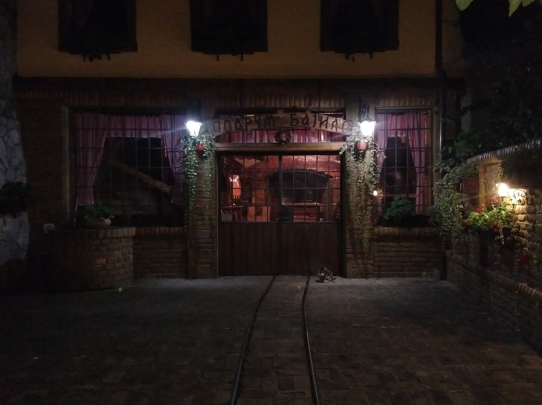 Podrum Bajilo (Wine Cellar)景点图片