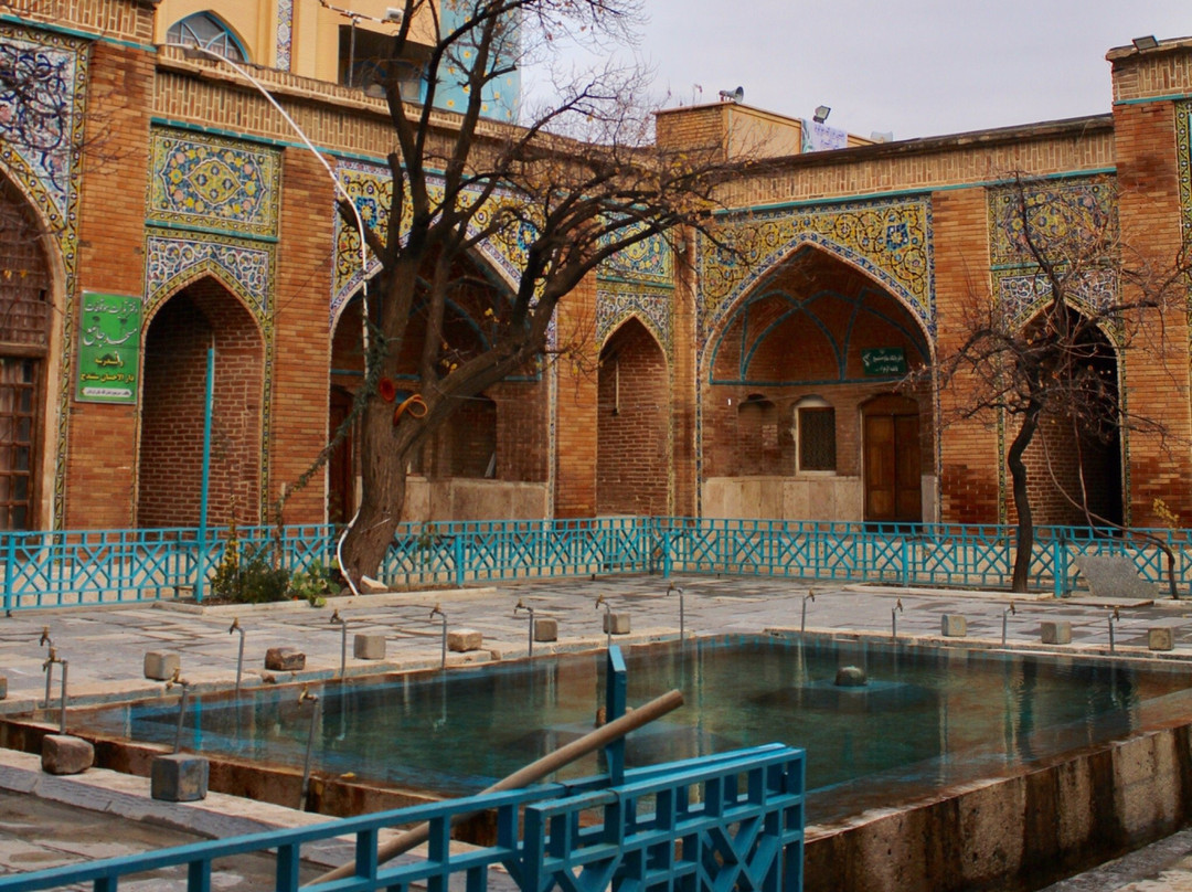 Dar Ul-Ihsan Mosque景点图片