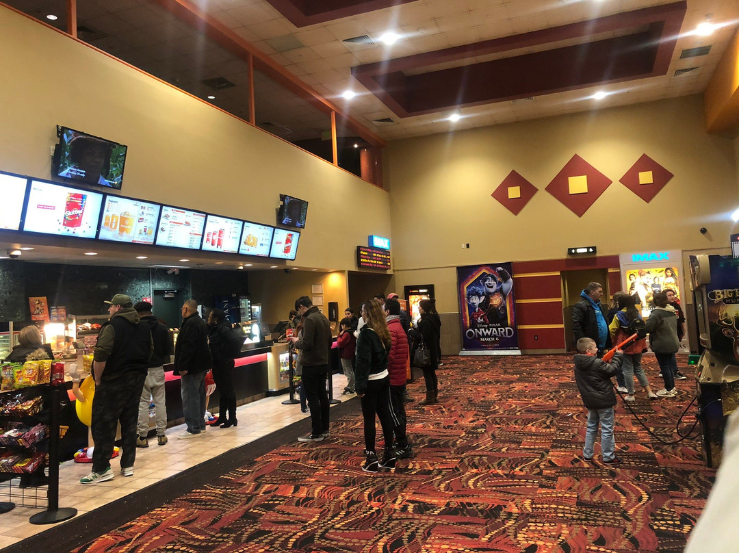 Regal Ua Farmingdale-法明代尔必去景点