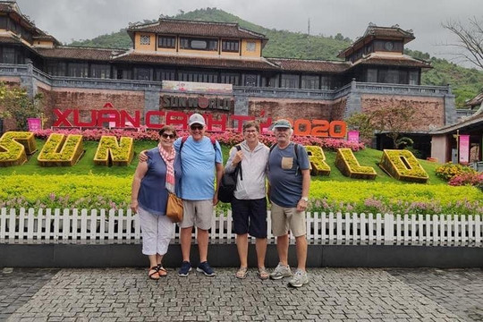 Tran Private Tours-Son Tra Peninsula必去景点