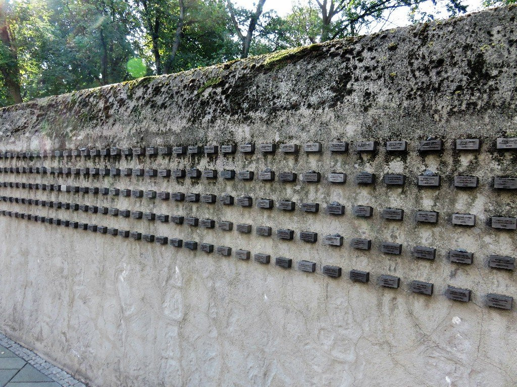 Holocaust Memorial-法兰克福必去景点