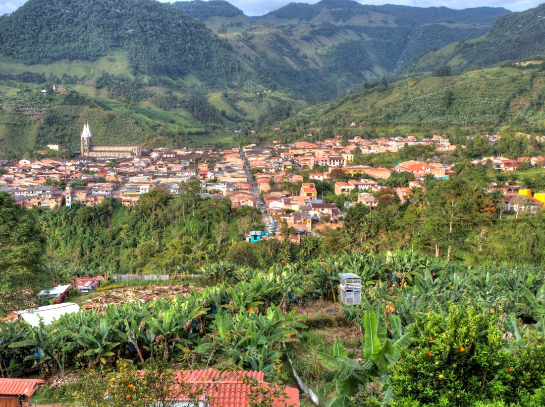 La Garrucha-Jardin必去景点