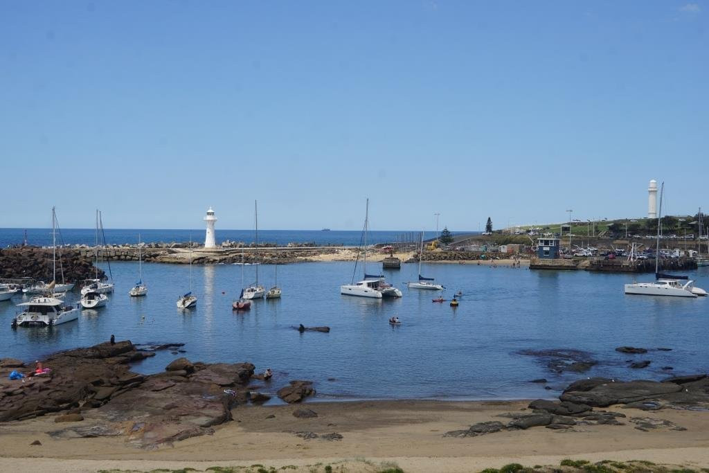 Beach Cove Belmore Basin-卧龙岗市必去景点
