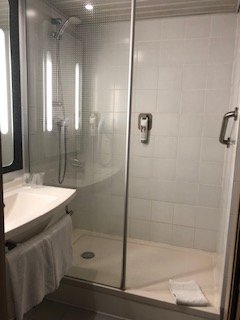Ibis Porto Sao Joao-浴室