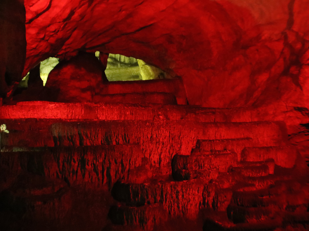Sleeping beauty Cave景点图片