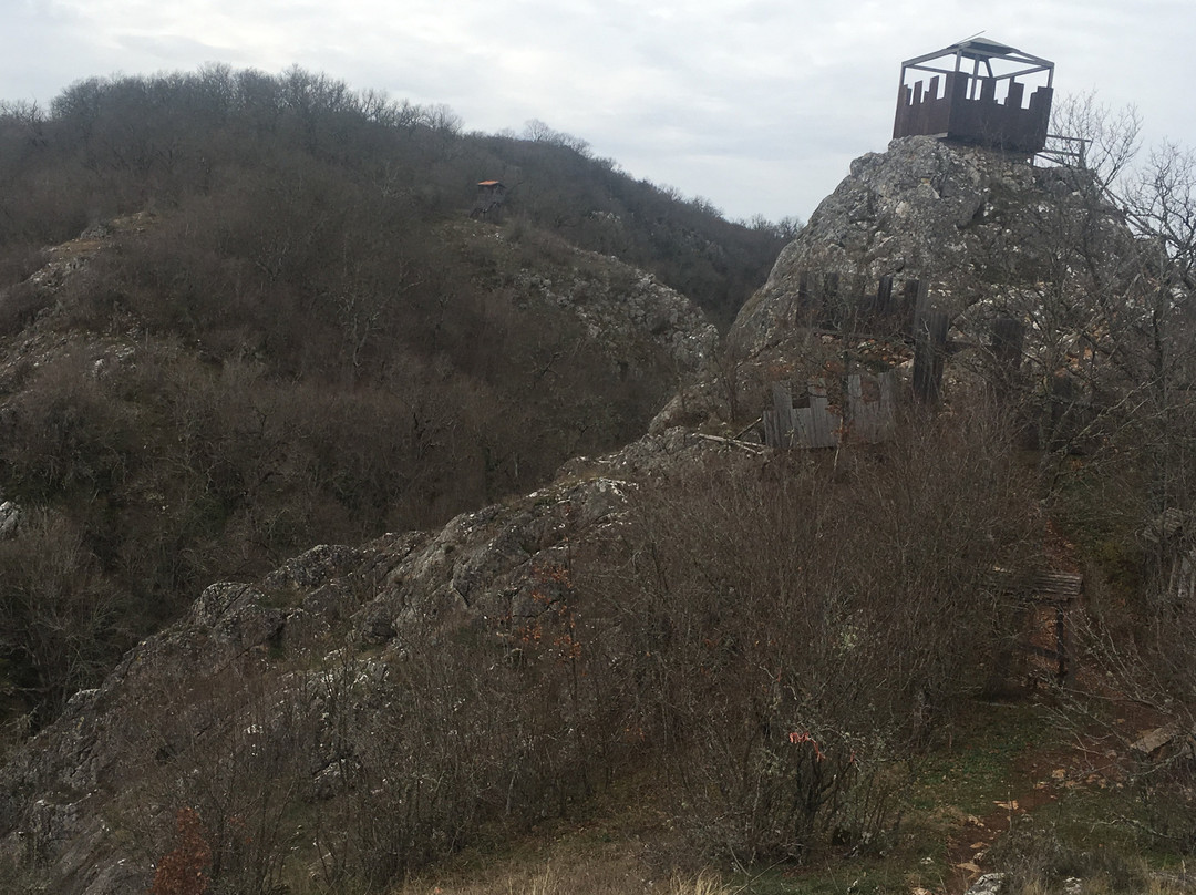 Mladezhko旅游攻略图片