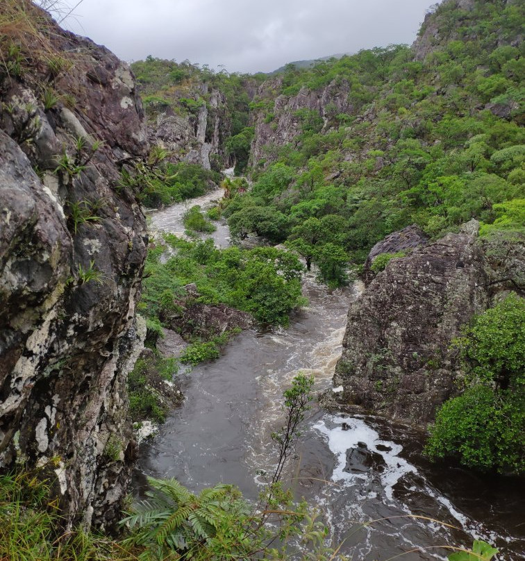 Cachoeira Ponte De Pedra-Cavalcante必去景点