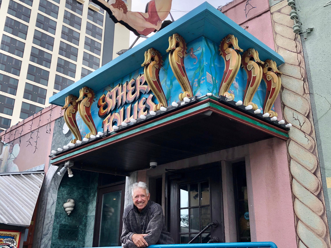 Esther's Follies-奥斯丁必去景点